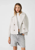 Elara – Chique Short Jacket with Dubbele Rij Knoopsluiting