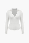 Dominique | Figurbetont Polo Shirt with Diepe V-Neck and Elegant Knoopdetails